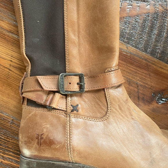 Tall Frye boots with elastic insets - Picture 5 of 6